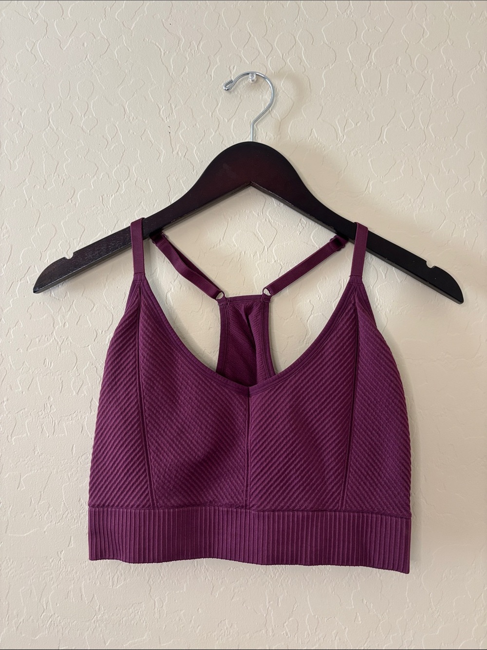 VS Pink Women’s Ribbed Strappy Sports Bra - Plum